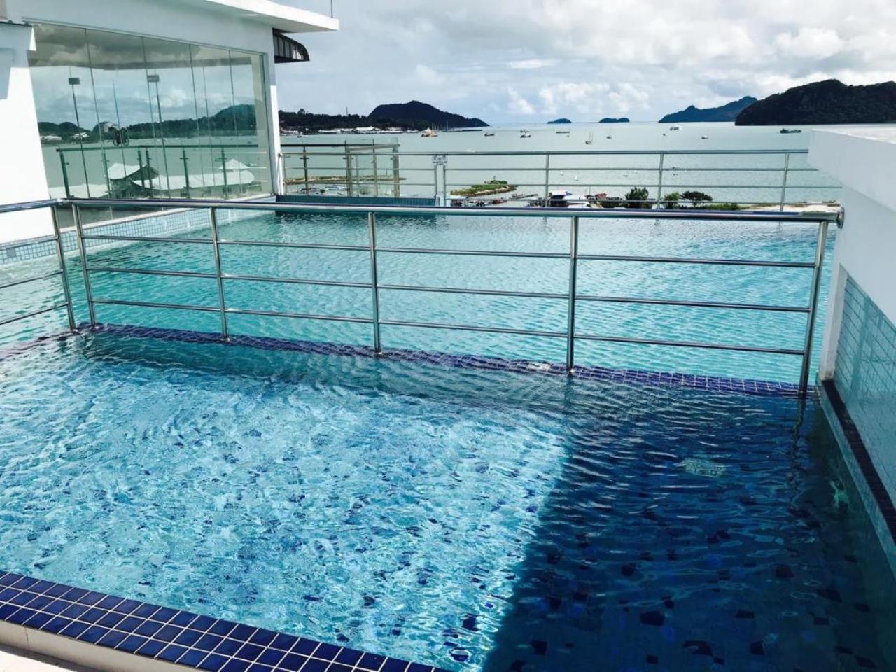 Maya Seaview Families Suite Apartment + Sky Pool Kuah Eksteriør bilde